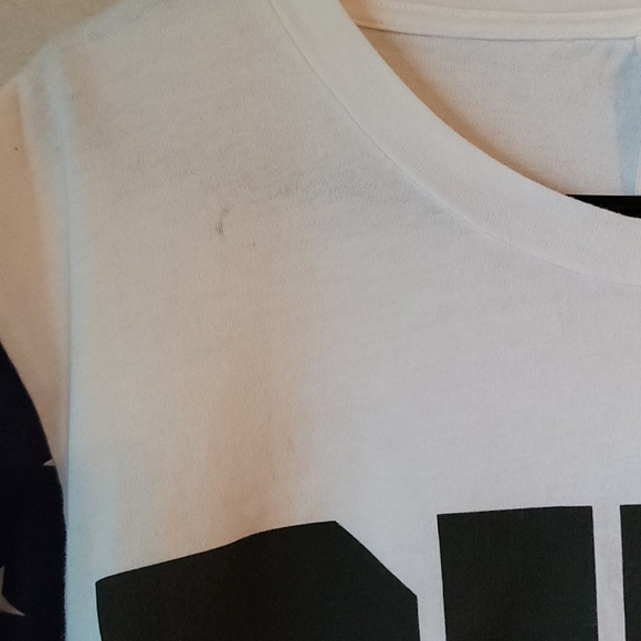 Pink T shirt - Picture 3 of 3